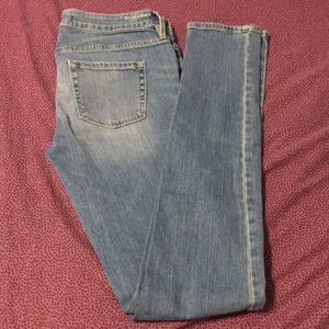 PacSun Bullhead lightwash ripped denim leggings